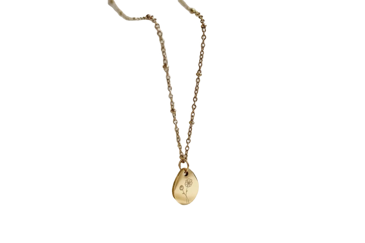 Gouden geboortebloem ketting met gegraveerde bloem bedel