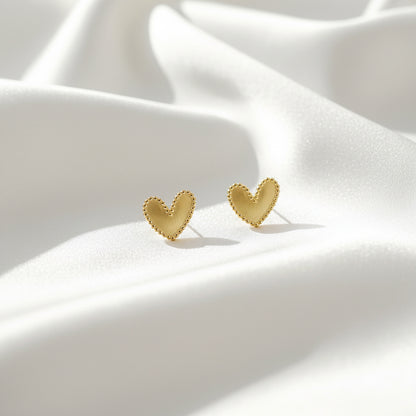 Kleine hart oorknopjes dames RVS