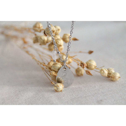 Zwangerschap ketting met rozenkwarts druppel hanger en gegraveerde zwangere vrouw in roestvrij staal