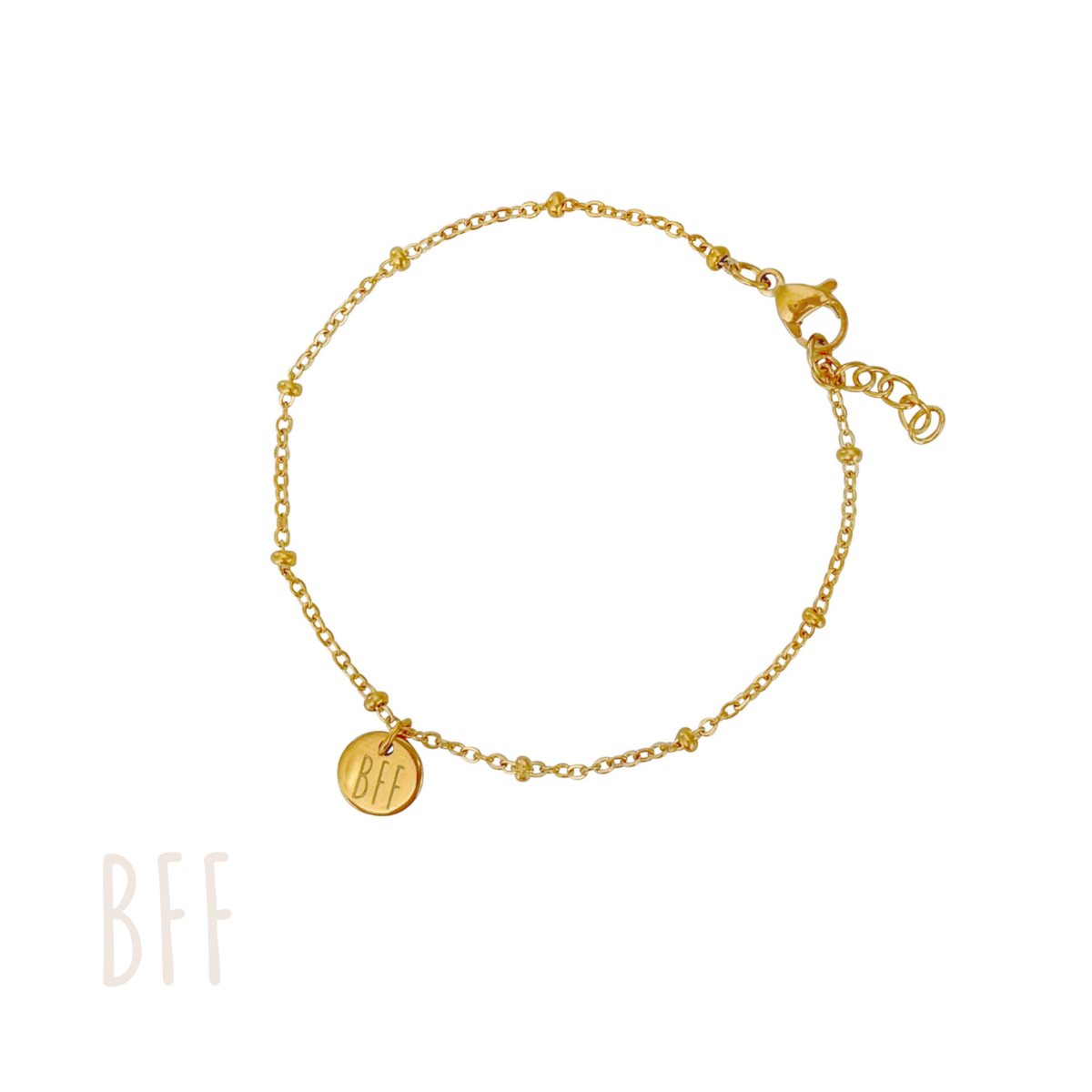 Best Friends armband goud met BFF bedel van stainless steel op witte achtergrond