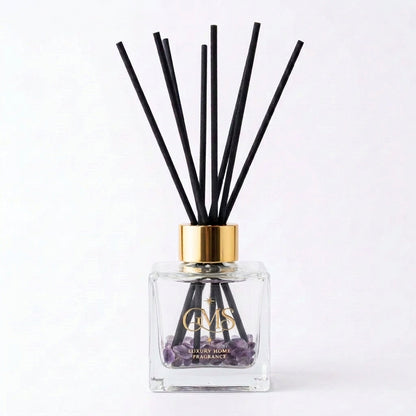 Luxe geurstokjes Arabic Tonka 100 ml met Amethist edelstenen en gouden dop – Glow Mystic in Style