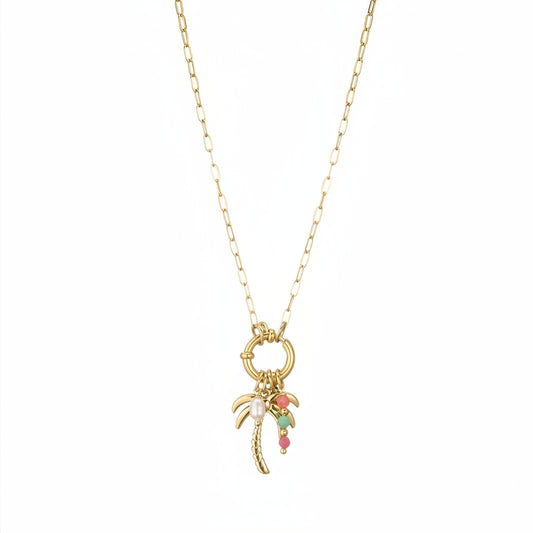 Goudkleurige stainless steel ketting met een palmboom bedel voorzien van een witte zoetwaterparel en gekleurde kralen aan een trendy grove schakelketting van Glow Mystic in Style