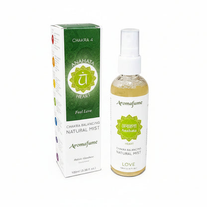 Aromafume 4e Chakra roomspray Anahata Heart Love 100ml natuurlijke mist flacon naast de groene verpakking - Glow Mystic in Style.