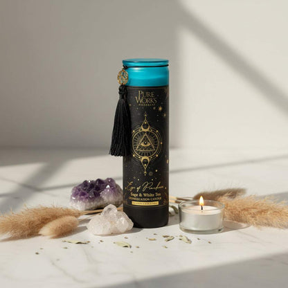 Manifestatiekaars Eye of Providence in stijlvol glas met zwarte kwast voor bescherming, inzicht en meditatie.