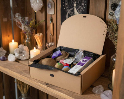 Chakra Gift Box met intuïtieve self-care items voor chakra healing en energiebalans in een cadeauverpakking