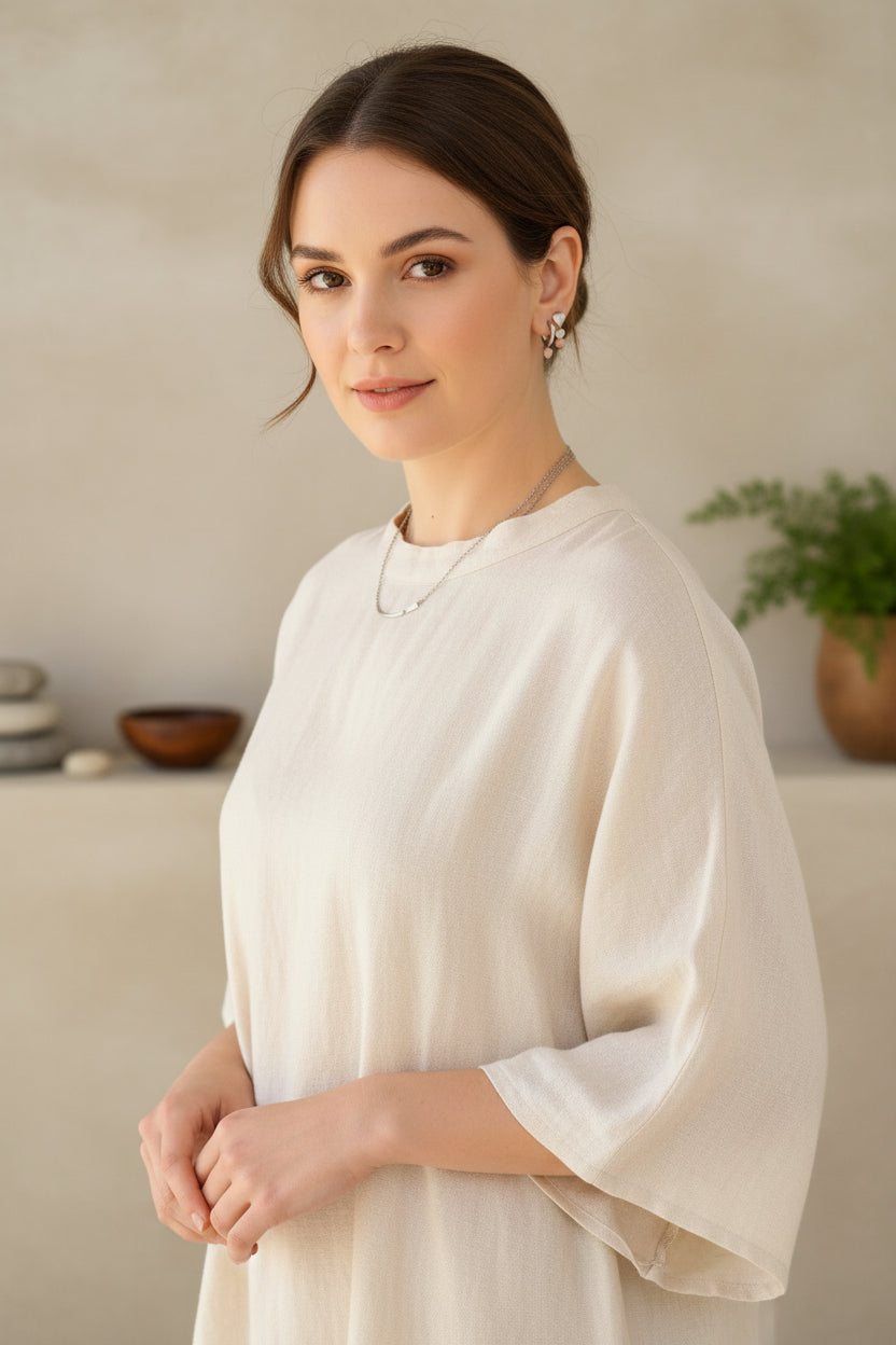 Zilveren hartjes oorstekers gedragen – subtiel en vrouwelijk