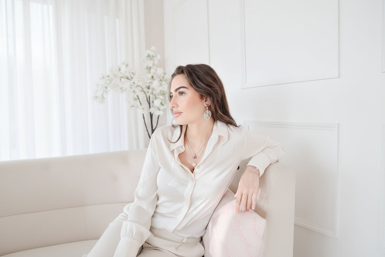 Kunziet Blad Statement Oorbellen met paarse kunziet edelsteen en zilveren bladvormige acryl hanger