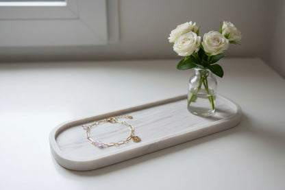 Gouden armband met Chalcedoon kubus, Rozenkwarts steen en klaver vier bedel in stainless steel