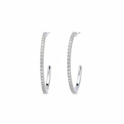 Zilverkleurige hoop oorbellen met kristal steentjes - elegante dames oorbellen