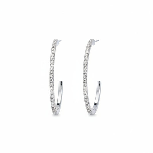 Zilverkleurige hoop oorbellen met kristal steentjes - elegante dames oorbellen