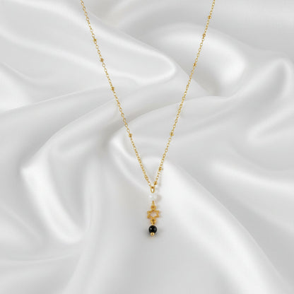 Elegante gouden Ster Hanger Ketting van stainless steel met maansteen en zwarte toermalijn edelstenen